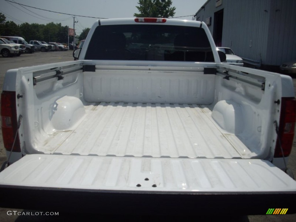 2007 Chevrolet Silverado 1500 LT Z71 Regular Cab 4x4 Trunk Photo #50300157