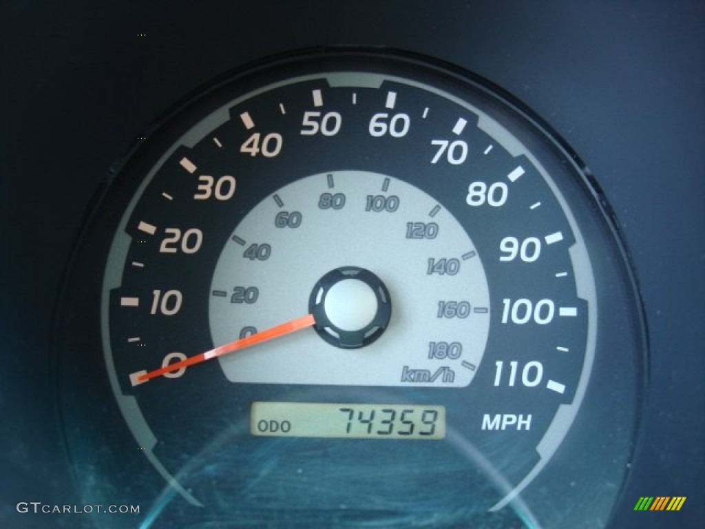 2004 4Runner SR5 4x4 - Natural White / Stone photo #13