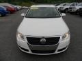 Candy White - Passat Komfort Sedan Photo No. 2