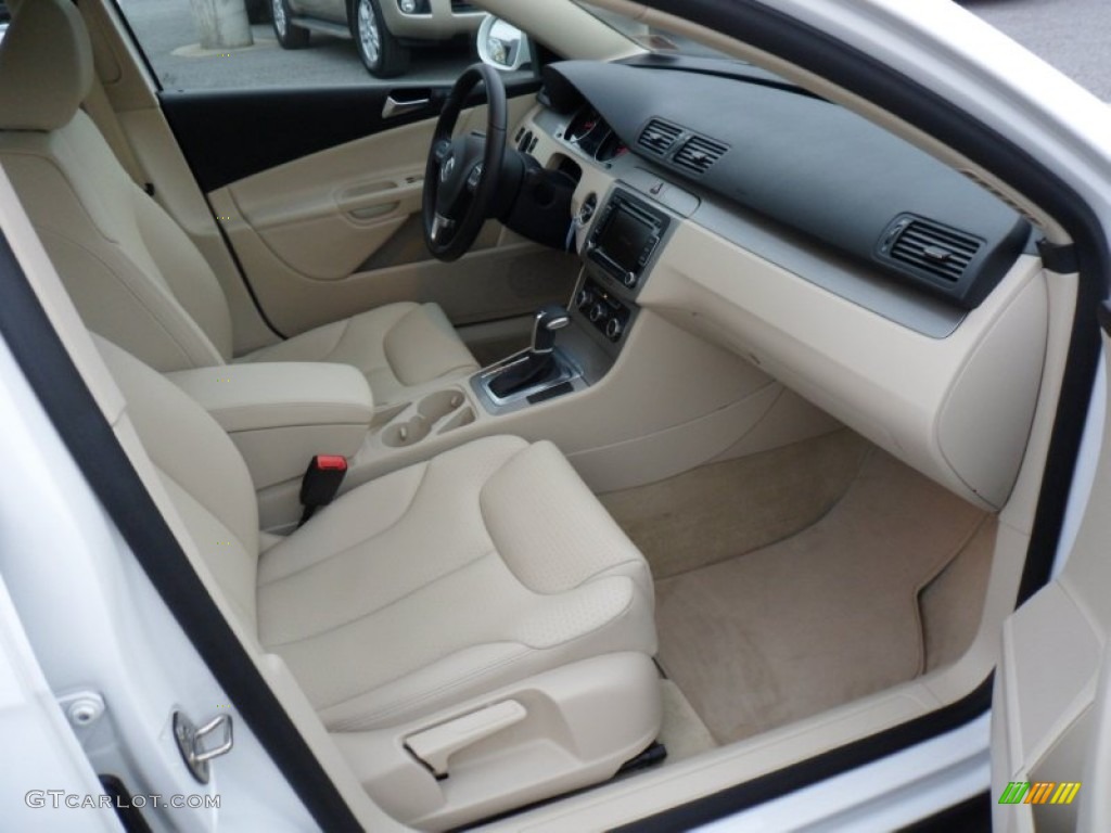 Cornsilk Beige Interior 2010 Volkswagen Passat Komfort Sedan Photo #50301612