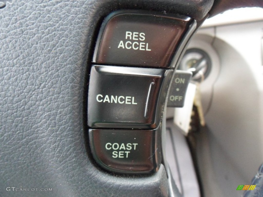 2006 Hyundai Sonata GL Controls Photo #50302134