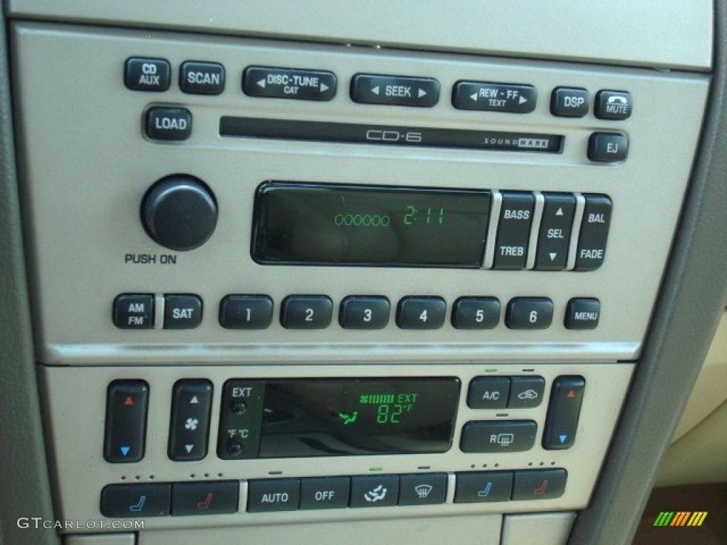2005 Lincoln LS V6 Luxury Controls Photo #50302906