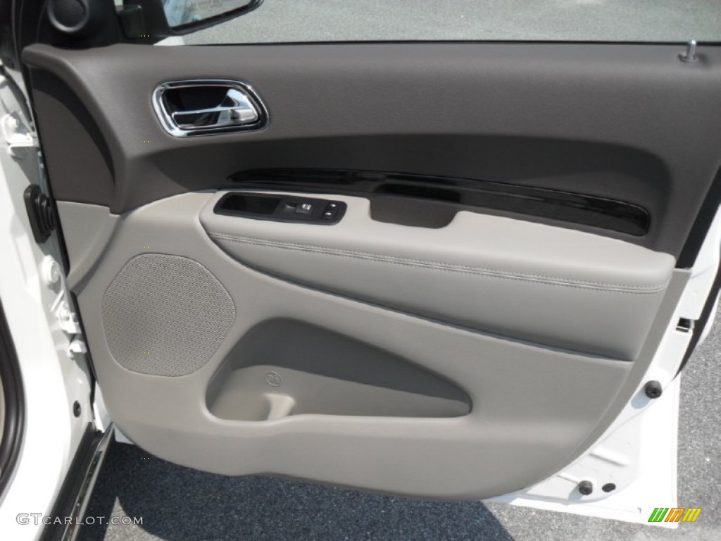 2011 Dodge Durango Crew Door Panel Photos