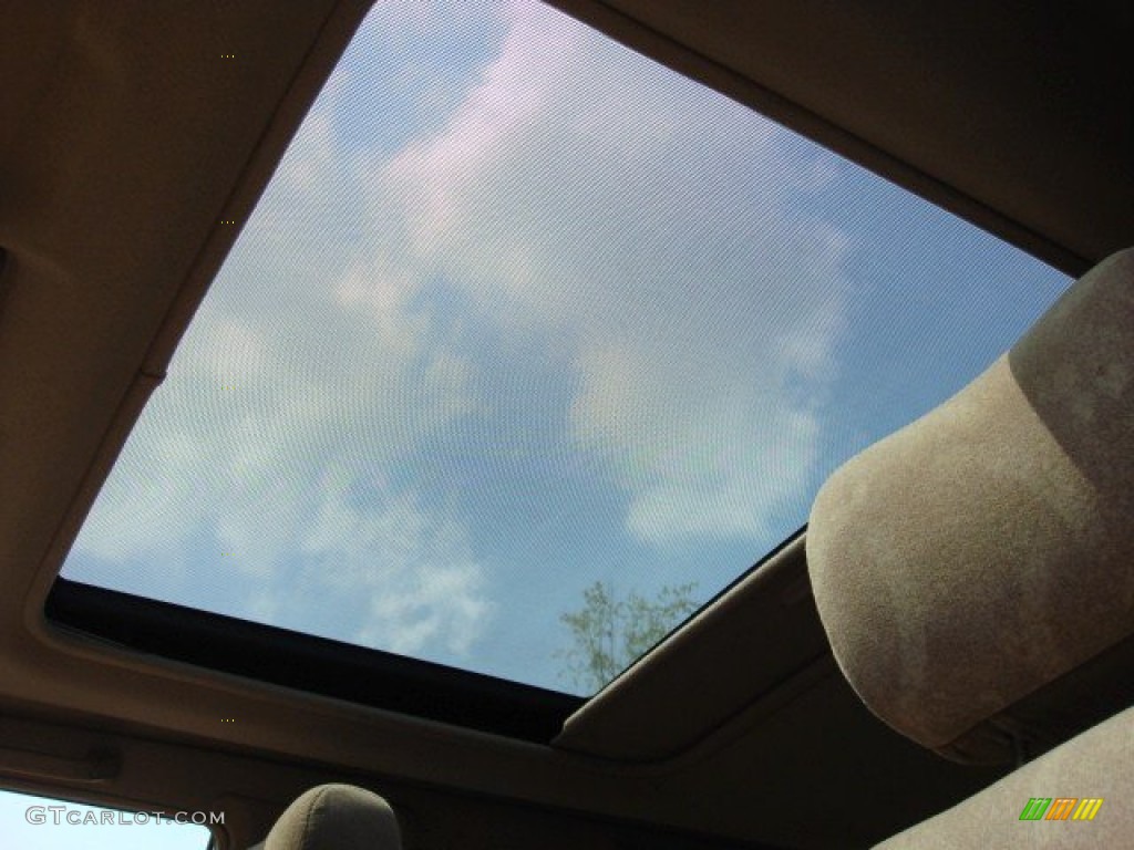 2001 Isuzu Trooper LS Sunroof Photos