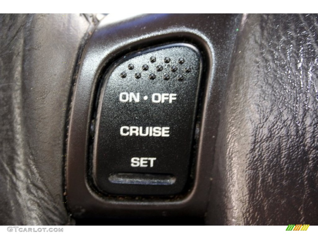 2001 Jeep Grand Cherokee Limited 4x4 Controls Photo #50305788