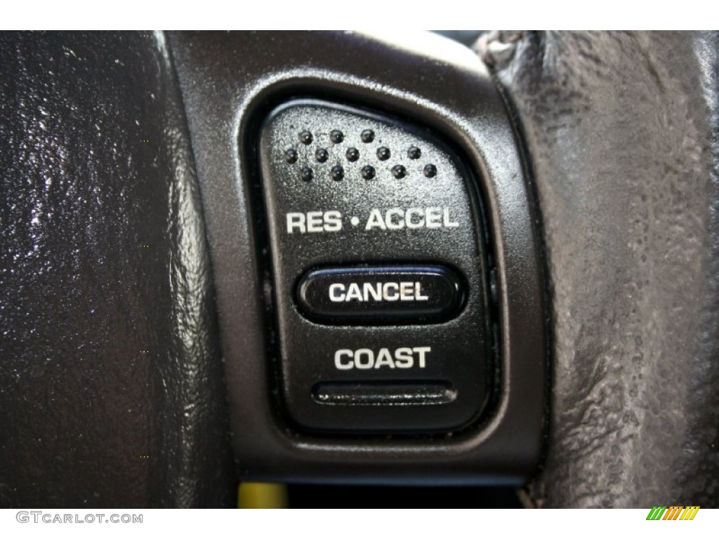 2001 Jeep Grand Cherokee Limited 4x4 Controls Photo #50305805