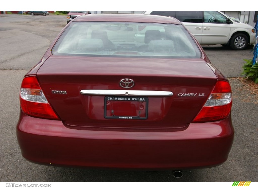 2002 Camry LE - Salsa Red Pearl / Charcoal/Taupe photo #10