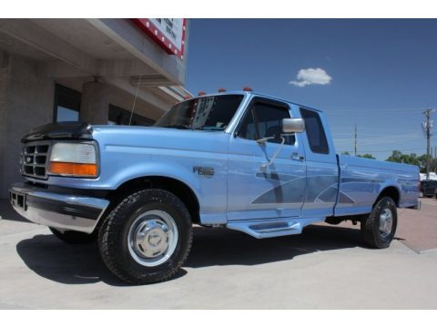 1996 Ford F250 XL Extended Cab Data, Info and Specs