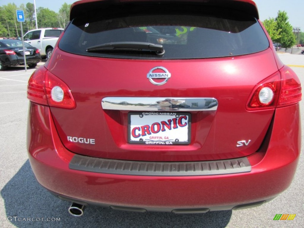 2011 Rogue SV - Cayenne Red / Black photo #4