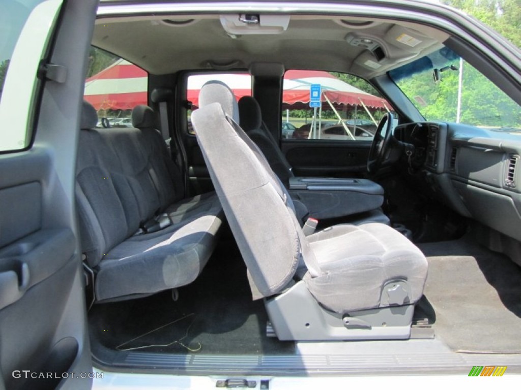 2002 Silverado 1500 LS Extended Cab - Summit White / Graphite Gray photo #12