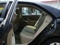 Black - Camry LE Photo No. 13
