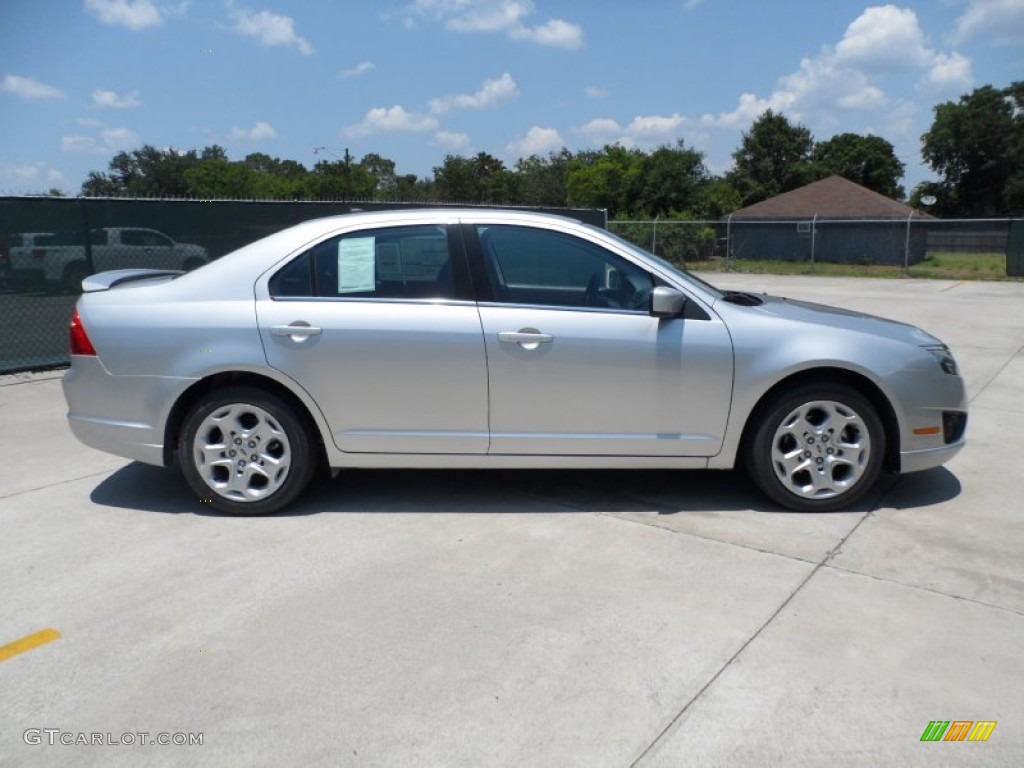 2011 Fusion SE - Ingot Silver Metallic / Charcoal Black photo #2