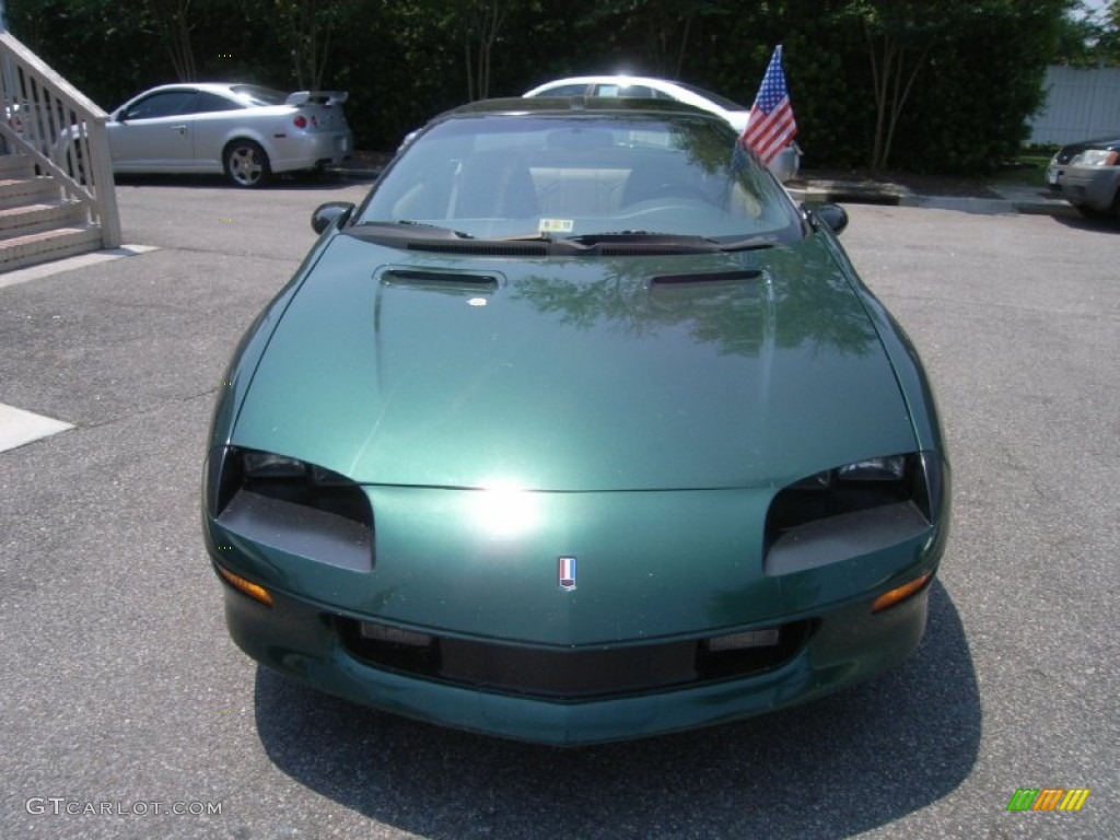 Polo Green Metallic 1997 Chevrolet Camaro Z28 Coupe Exterior Photo #50314074