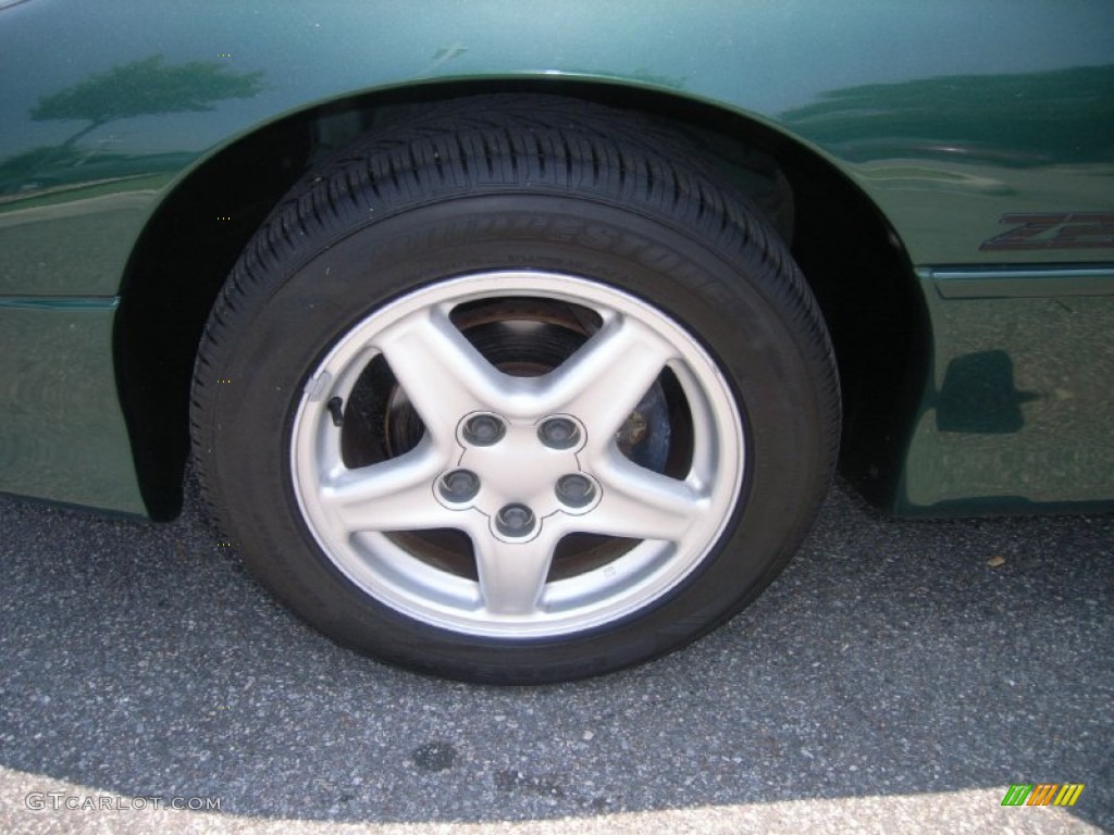 1997 Camaro Z28 Coupe - Polo Green Metallic / Beige photo #24