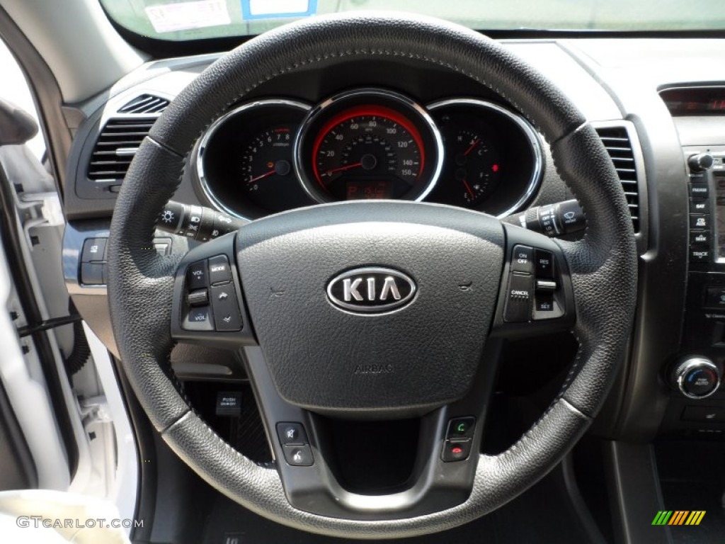 2011 Kia Sorento SX V6 Steering Wheel Photos