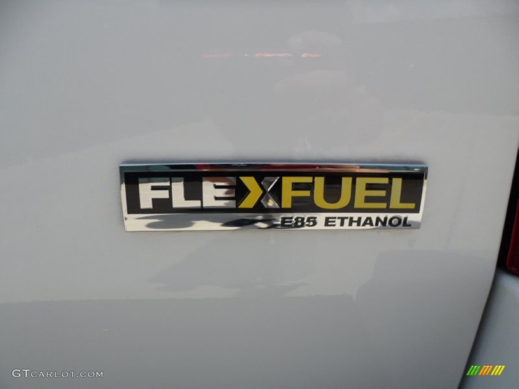 2008 Chevrolet Suburban 1500 LT 4x4 Marks and Logos Photo #50316189