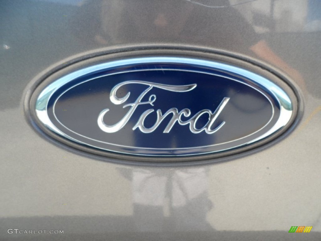 2002 Ford F150 XLT SuperCrew Marks and Logos Photo #50318205