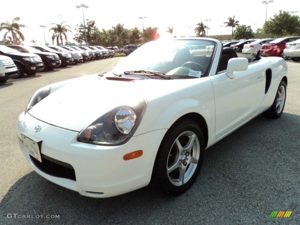 2002 MR2 Spyder Roadster - Super White / Black photo #14
