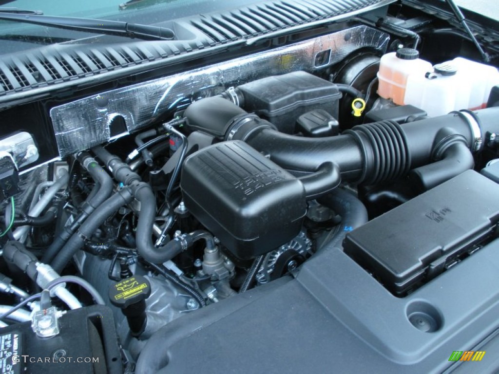 2011 Ford Expedition Limited Engine Photos