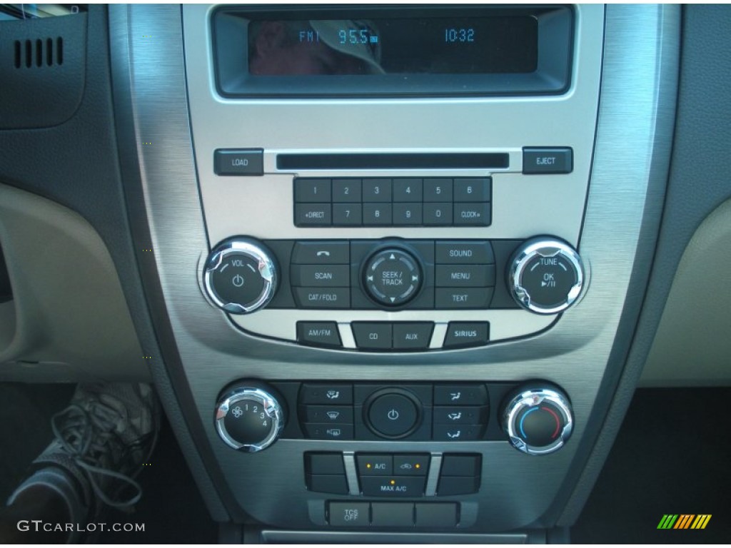 2011 Ford Fusion S Controls Photo #50320230