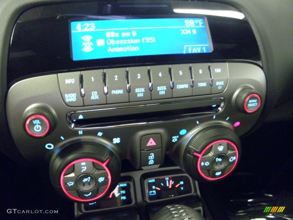 2011 Chevrolet Camaro SS/RS Coupe Controls Photo #50320500