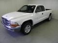 Bright White - Dakota SLT Club Cab Photo No. 3