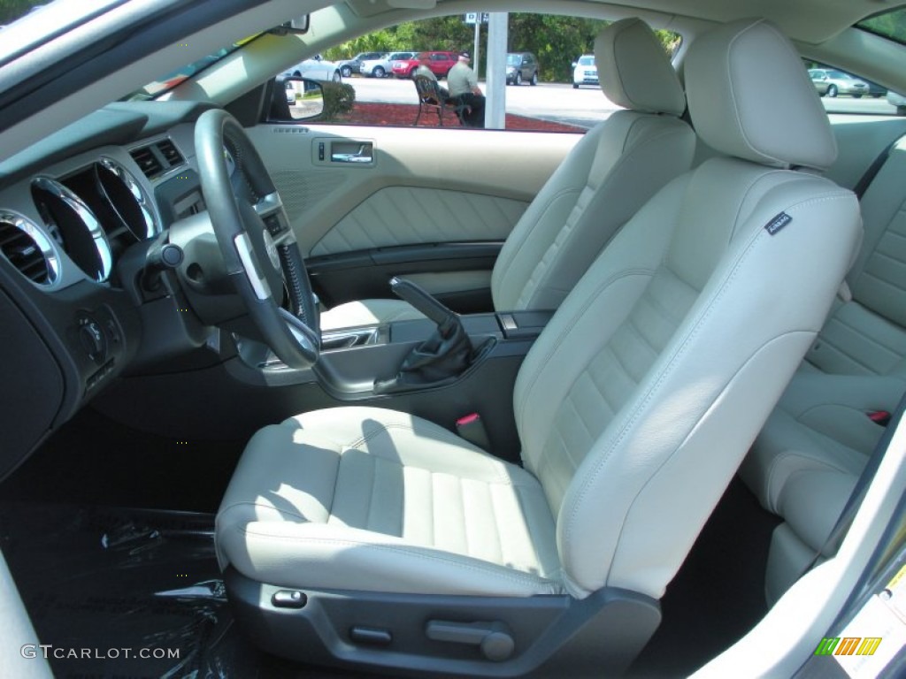 Stone Interior 2010 Ford Mustang GT Premium Coupe Photo #50322937