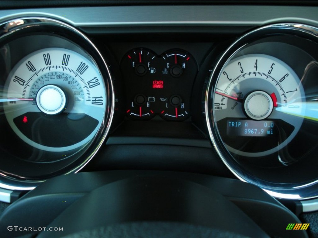 2010 Ford Mustang GT Premium Coupe Gauges Photo #50323044
