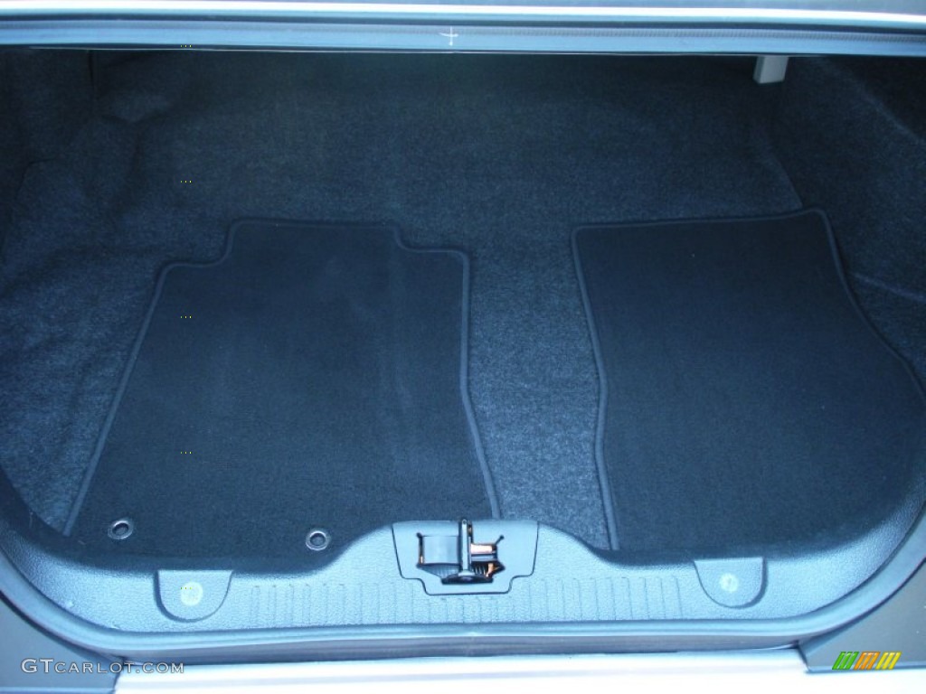 2010 Ford Mustang GT Premium Coupe Trunk Photo #50323101
