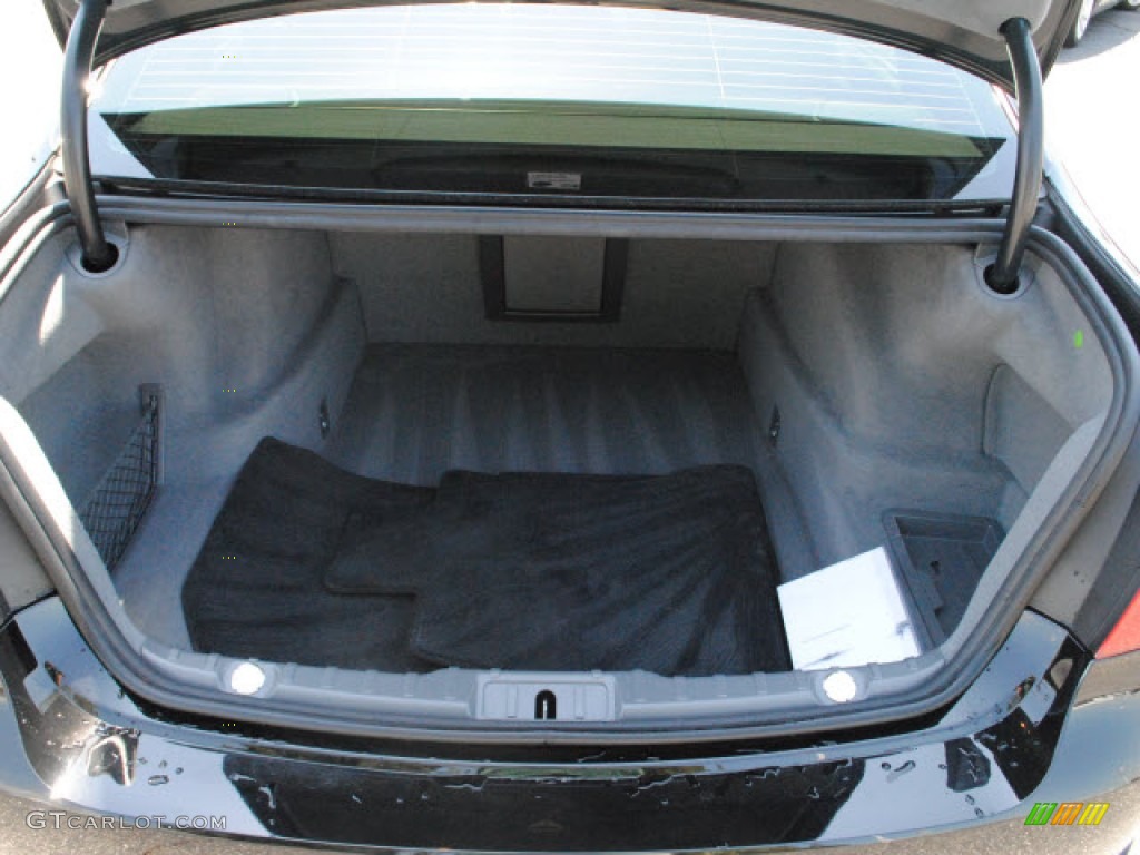 2010 BMW 7 Series 750Li Sedan Trunk Photo #50325369
