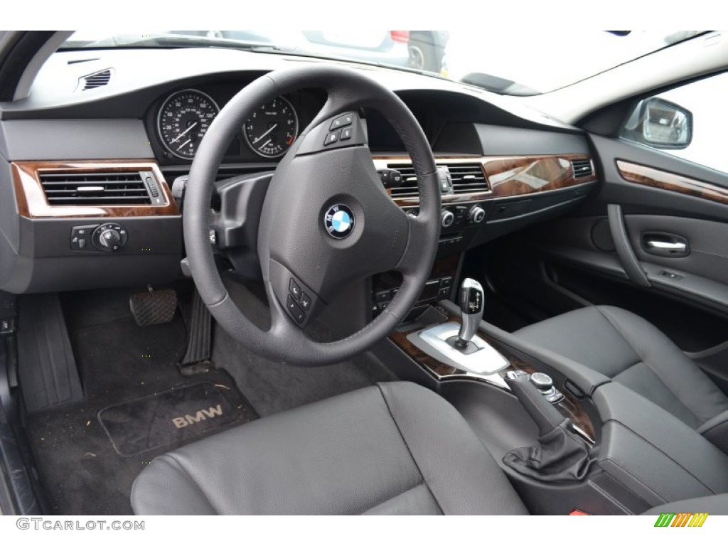 Black Interior 2010 BMW 5 Series 535i Sedan Photo #50326443