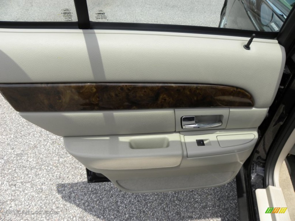 2011 Mercury Grand Marquis LS Ultimate Edition Medium Light Stone Door Panel Photo #50327394