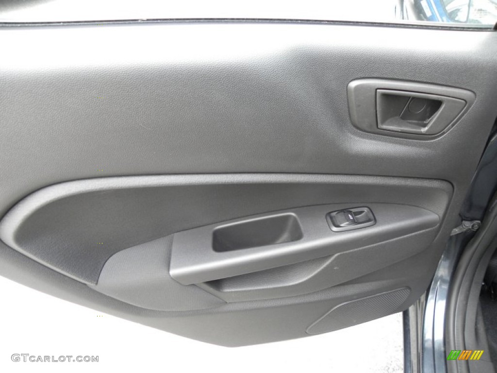 2011 Fiesta SES Hatchback - Monterey Grey Metallic / Charcoal Black/Blue Cloth photo #7