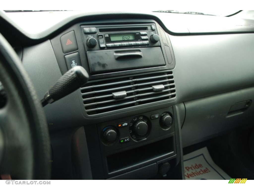 2004 Honda Pilot LX 4WD Controls Photo #50327871