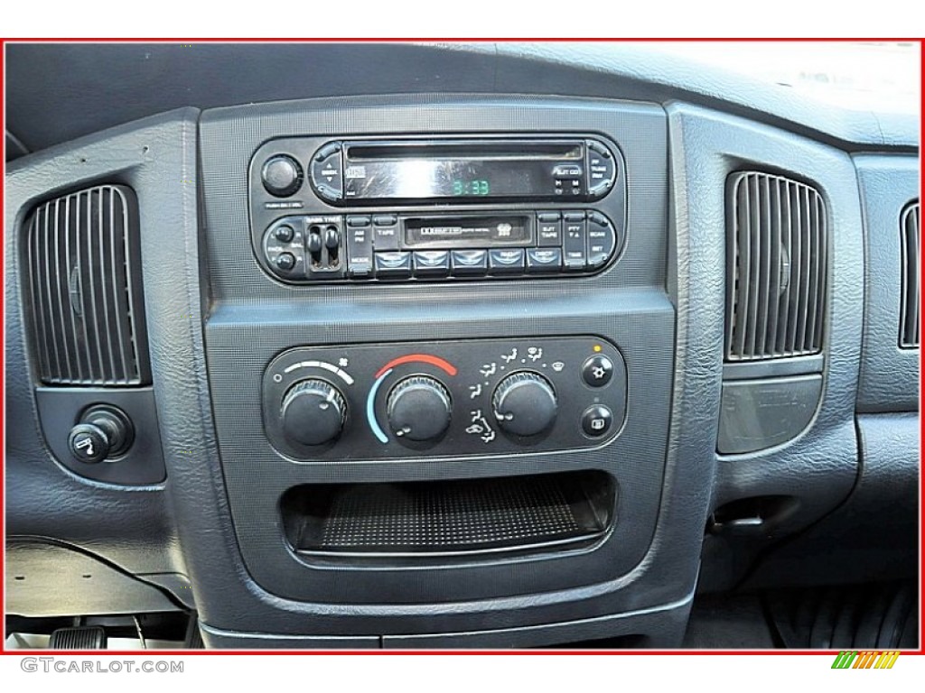 2003 Dodge Ram 3500 ST Quad Cab Chassis Controls Photos