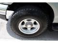 2000 Ford Expedition XLT 4x4 Wheel and Tire Photo