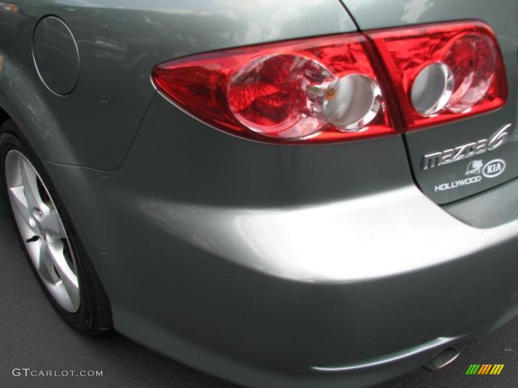 2004 MAZDA6 i Sedan - Sepang Green Metallic / Gray photo #7