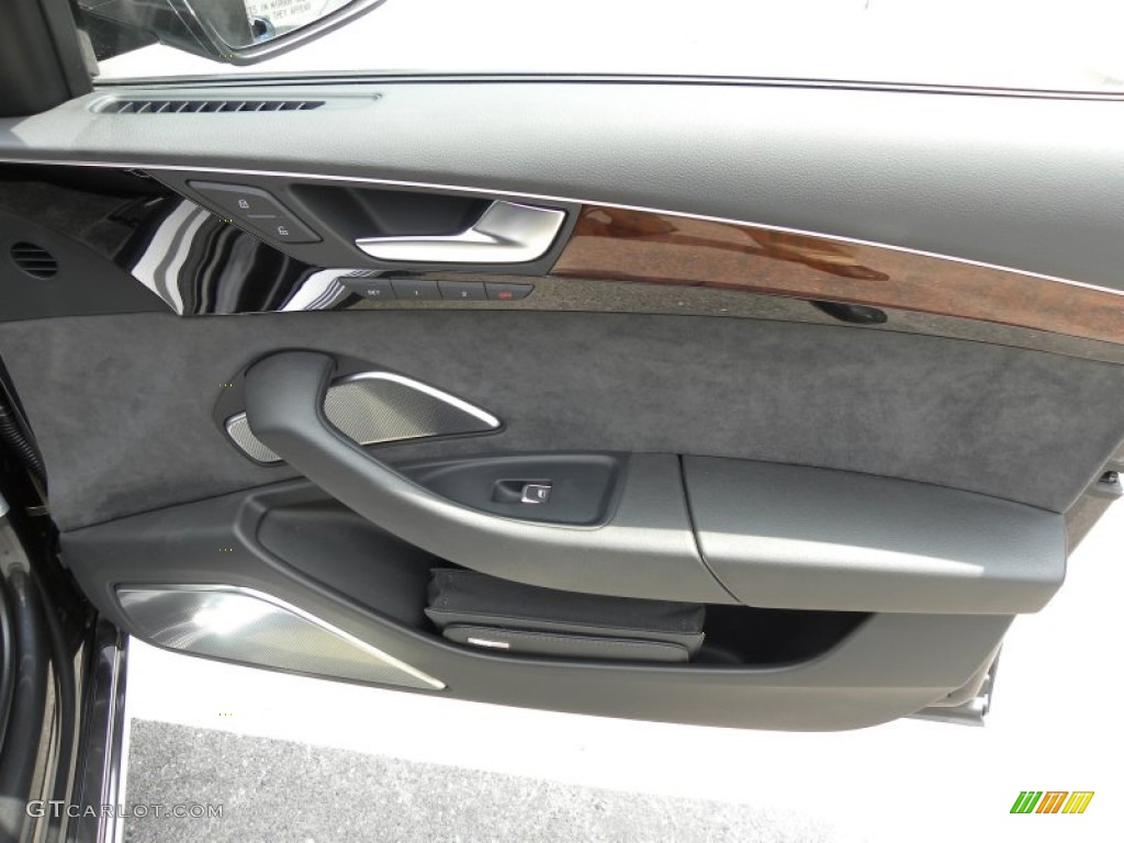 2011 Audi A8 L 4.2 FSI quattro Black Door Panel Photo #50331866