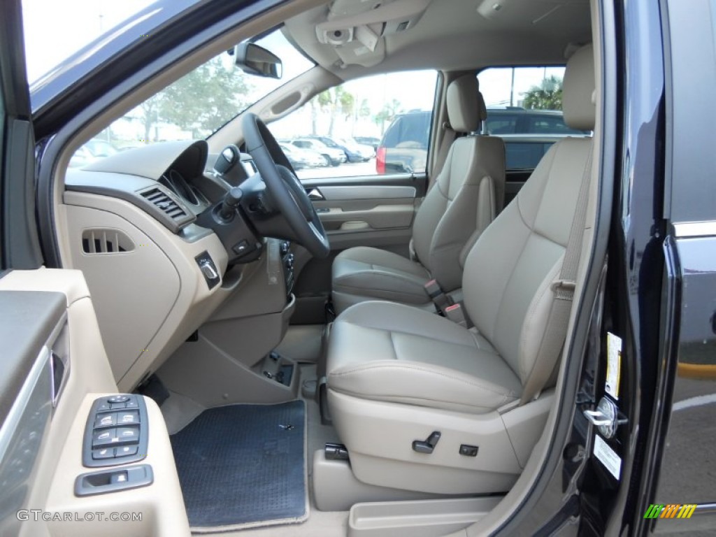 2011 Routan SE - Tanzanite Blue Metallic / Sierra Stone photo #11