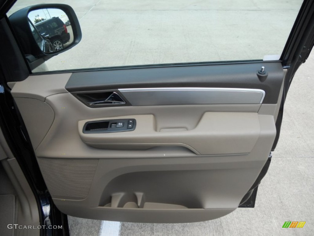 2011 Routan SE - Tanzanite Blue Metallic / Sierra Stone photo #12