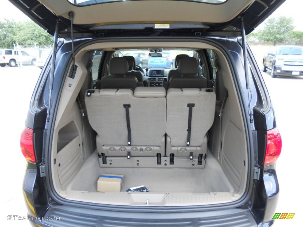 2011 Routan SE - Tanzanite Blue Metallic / Sierra Stone photo #16