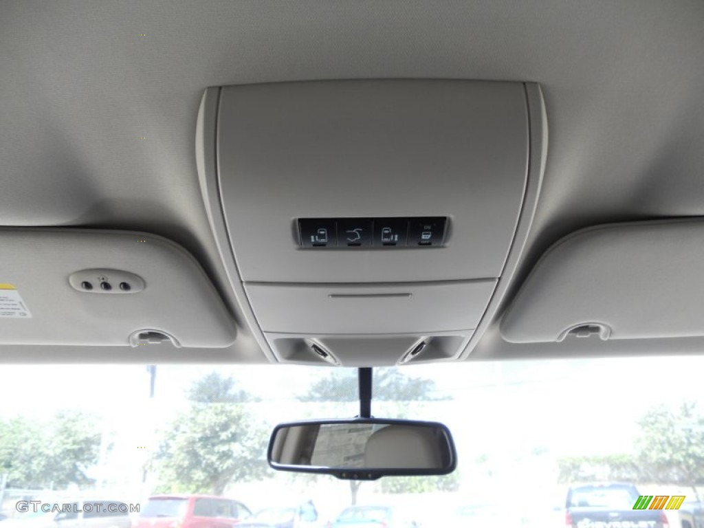 2011 Routan SE - Tanzanite Blue Metallic / Sierra Stone photo #21