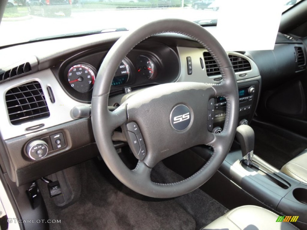 2007 Chevrolet Monte Carlo SS Ebony Black Steering Wheel Photo #50336186