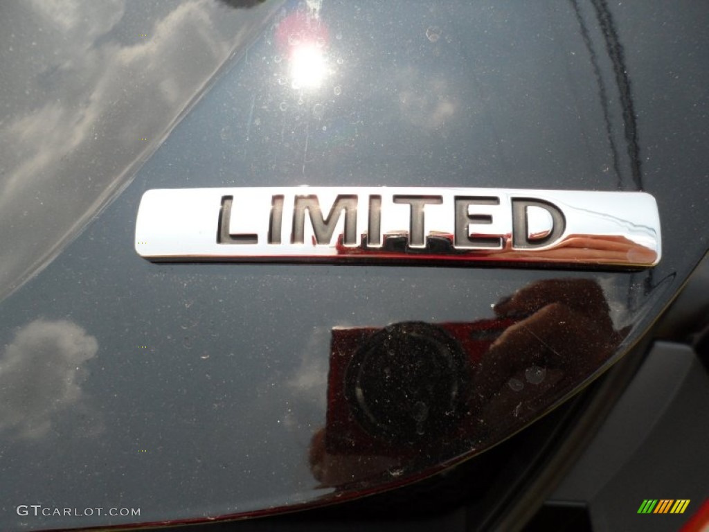 2011 Sonata Limited 2.0T - Midnight Black / Gray photo #17