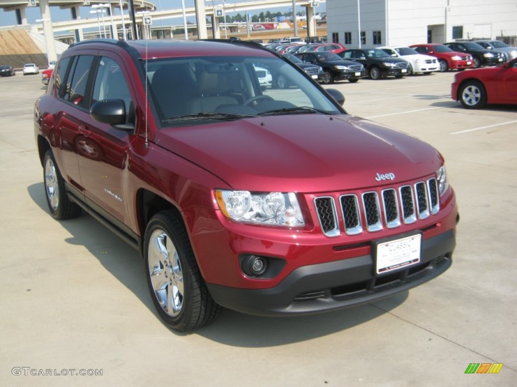 2011 Compass 2.4 Limited - Deep Cherry Red Crystal Pearl / Dark Slate Gray/Light Pebble Beige photo #7