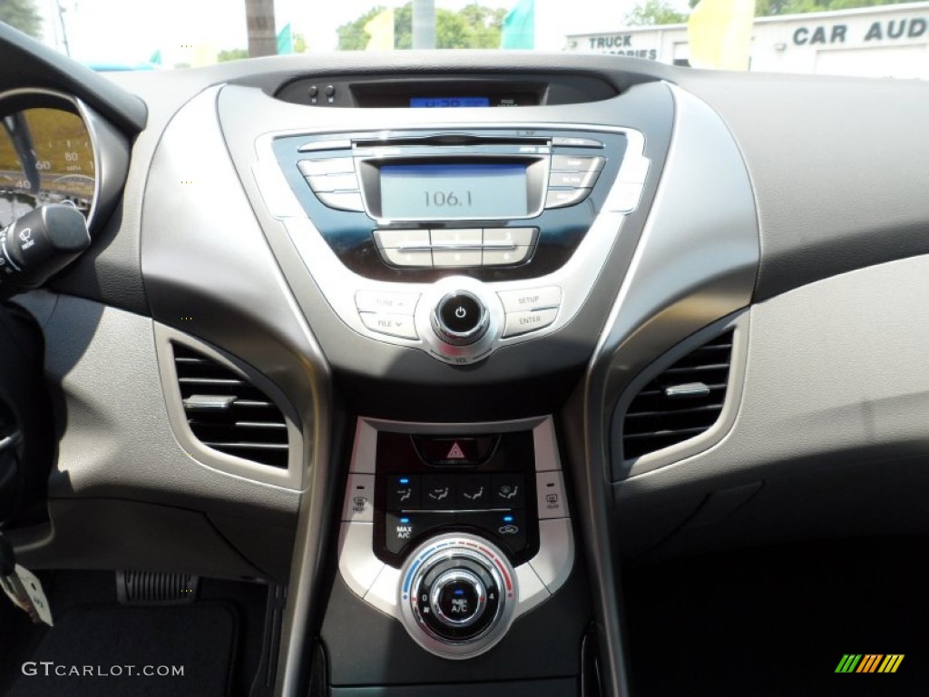 2012 Hyundai Elantra GLS Controls Photo #50338142