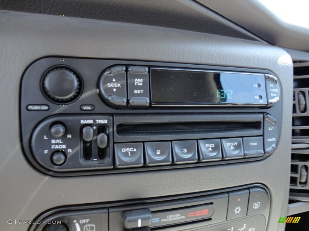 2003 Durango SXT - Timberline Green Pearlcoat / Dark Slate Gray photo #31
