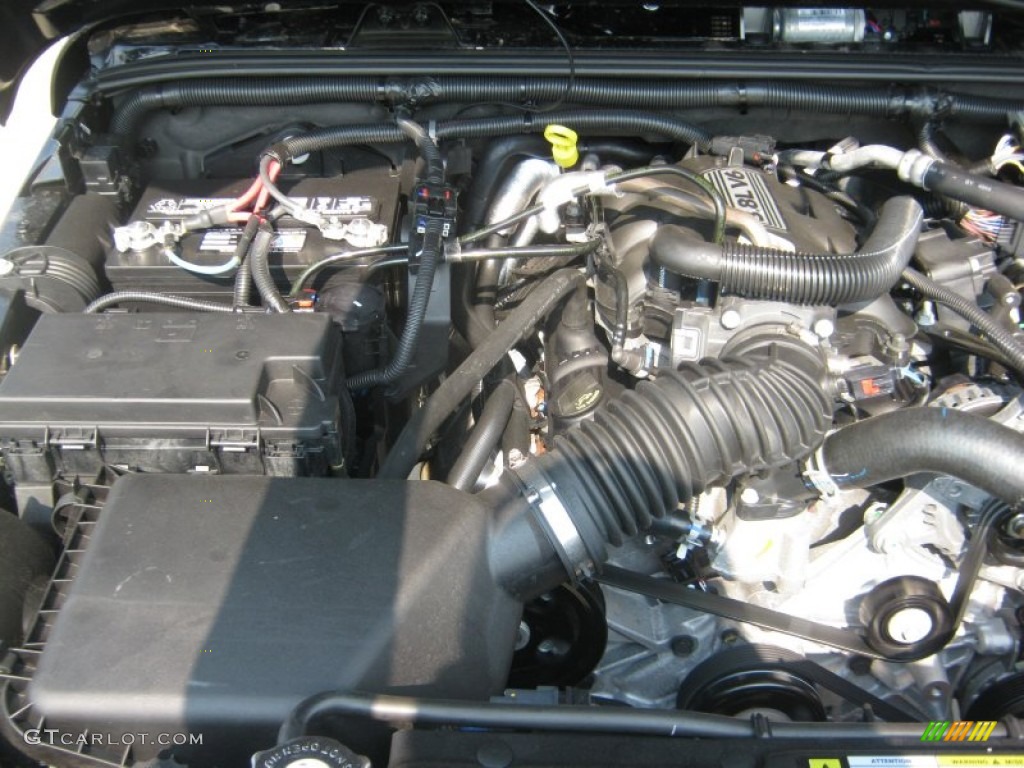 2011 Jeep Wrangler Unlimited Rubicon 4x4 3.8 Liter OHV 12-Valve V6 Engine Photo #50338778