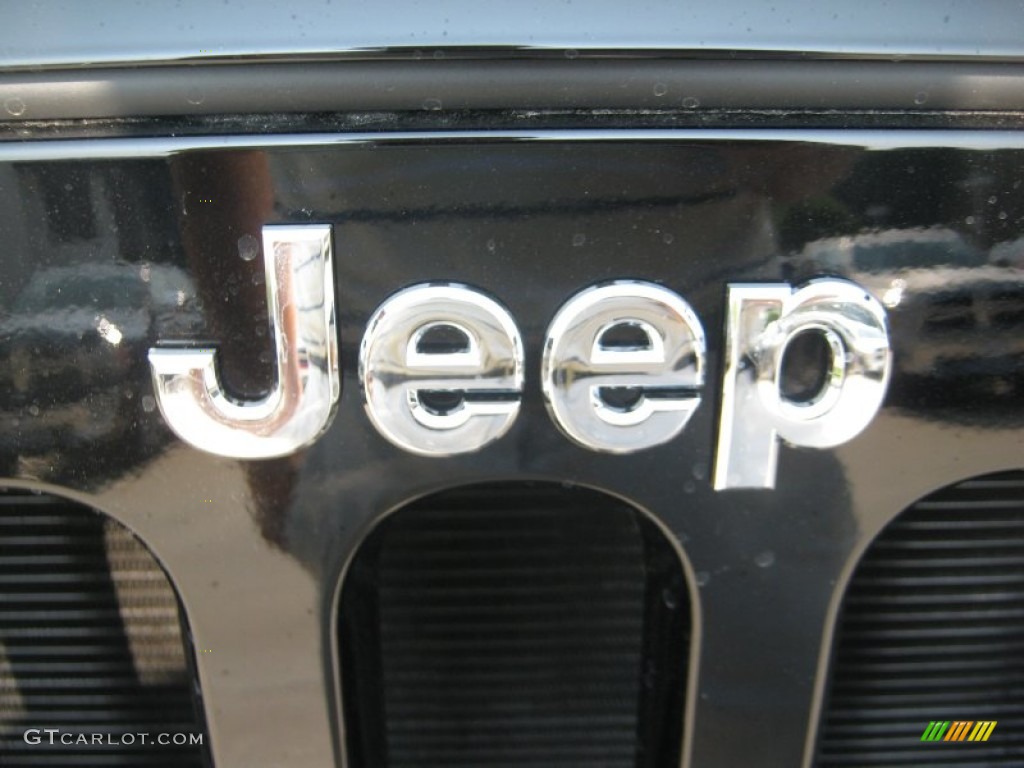 2011 Jeep Wrangler Unlimited Rubicon 4x4 Marks and Logos Photo #50338808