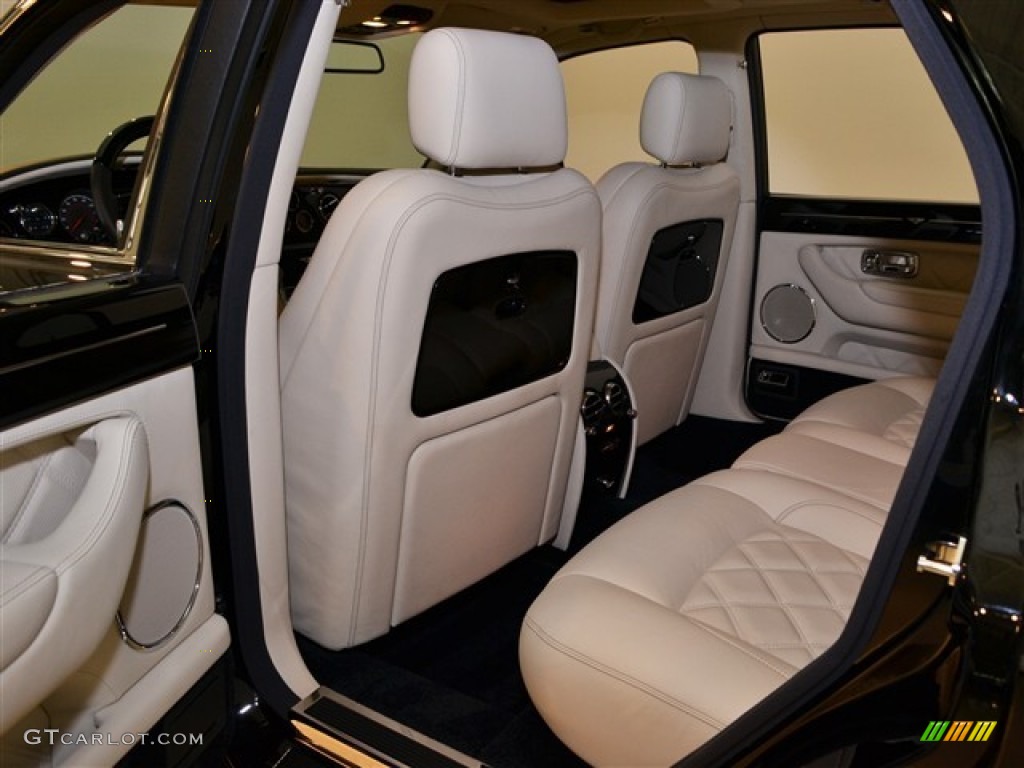 Linen/Beluga Interior 2009 Bentley Arnage Final Series Photo #50339412